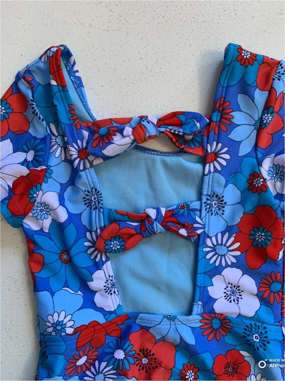 Cat & Jack Girl’s Blue & Red Floral Short Sleeve Swimsuit Size XS NWT Beach Vaca